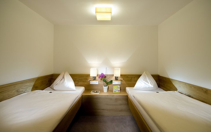 Imagen de la habitación del Hotel Leonhard. Foto 2