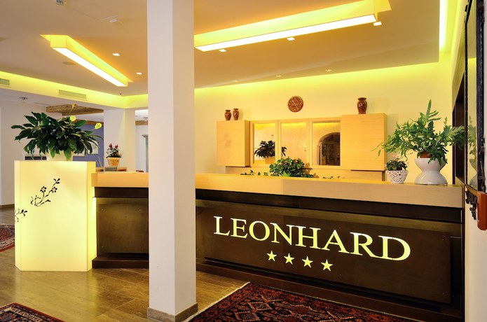 Imagen de los interiores del Hotel Leonhard. Foto 20