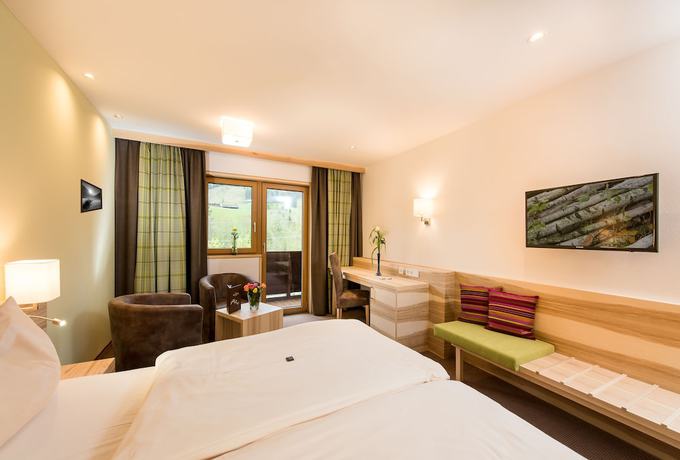 Imagen de la habitación del Hotel Leonhard. Foto 11