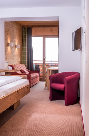 Imagen de la habitación del Hotel Leonhard. Foto 13