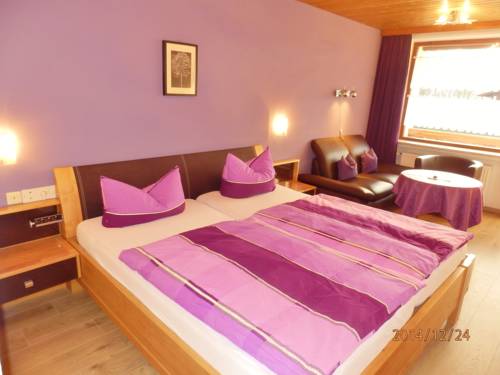 Imagen de la habitación del Hotel Leonhardihof. Foto 9