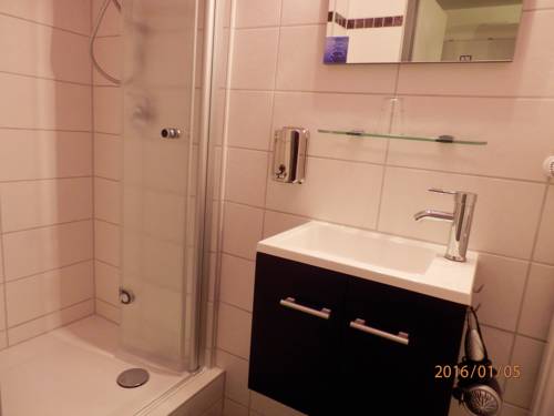Imagen de la habitación del Hotel Leonhardihof. Foto 16