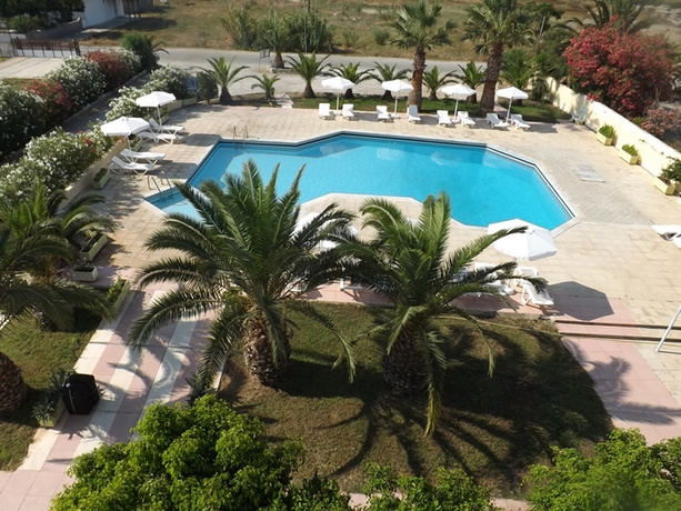 Imagen general del Hotel Leonidas and Studios. Foto 1
