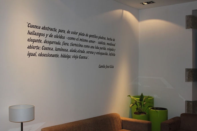 Imagen de los interiores del Hotel Leonor De Aquitania. Foto 19