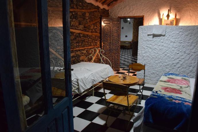Imagen de la habitación del Hotel Leonor. Foto 7
