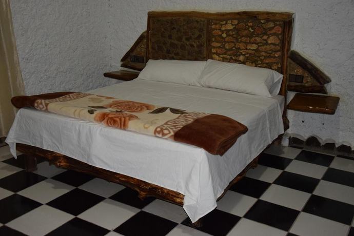 Imagen de la habitación del Hotel Leonor. Foto 15