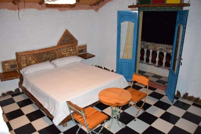Imagen de la habitación del Hotel Leonor. Foto 17