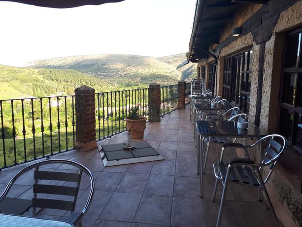 Imagen del bar/restaurante del Hotel Leonor Mirón. Foto 4