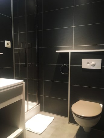 Imagen de la habitación del Hotel Leopold, Brujas Centro. Foto 9