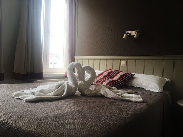 Imagen de la habitación del Hotel Leopold, Brujas Centro. Foto 13
