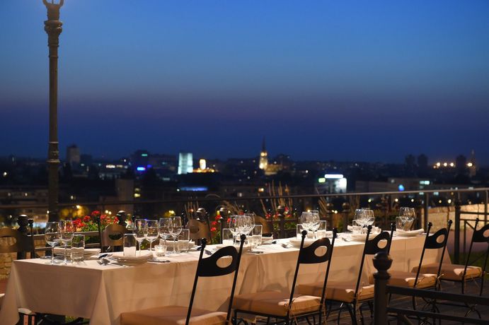 Imagen de los exteriores del Hotel Leopold I. Foto 11