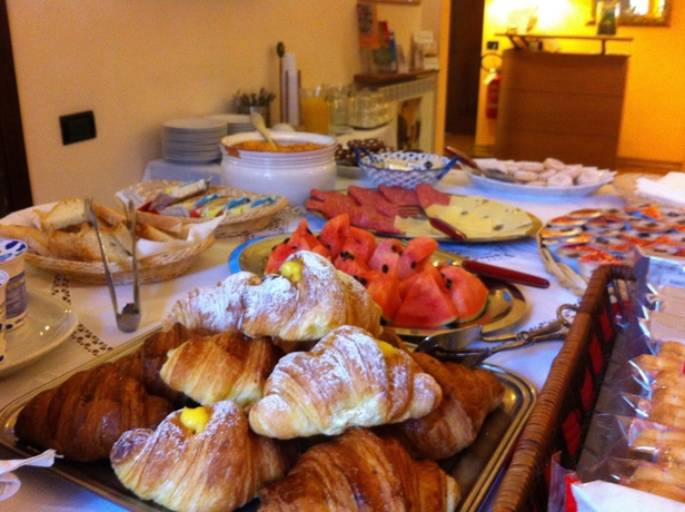 Imagen del bar/restaurante del Hotel Leopolda. Foto 3