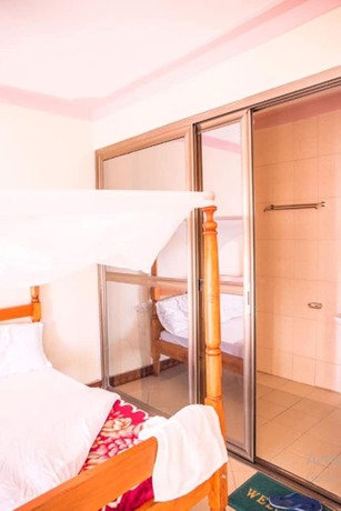 Imagen de la habitación del Hotel Leosim. Foto 7