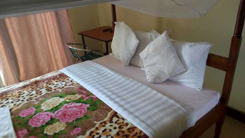 Imagen de la habitación del Hotel Leosim. Foto 12