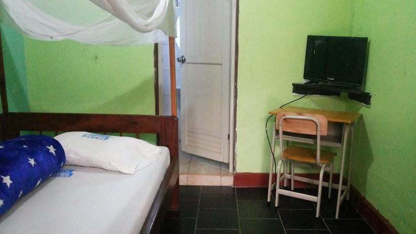 Imagen de la habitación del Hotel Leosim Nebbi. Foto 6