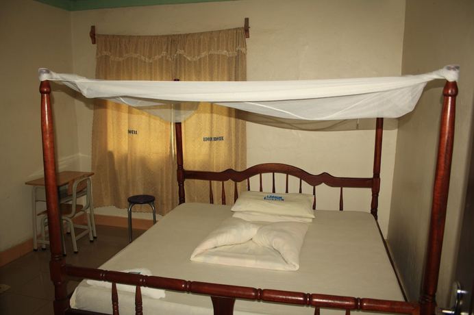 Imagen de la habitación del Hotel Leosim Nebbi. Foto 11