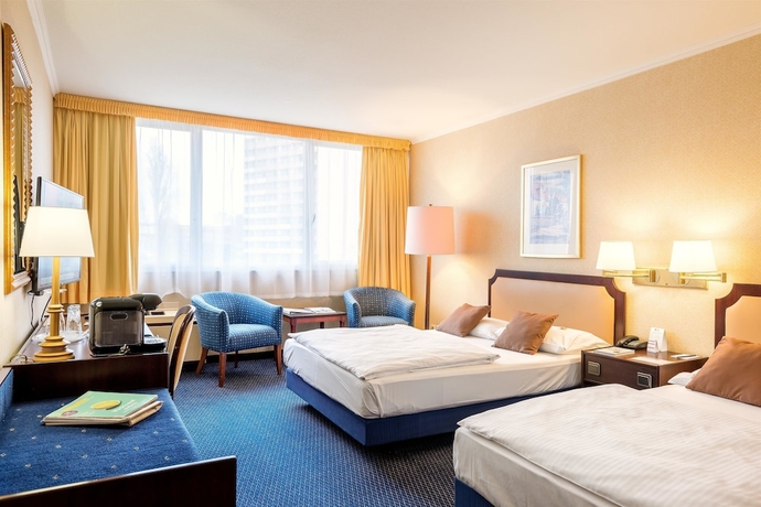 Imagen de la habitación del Hotel Leoso Ludwigshafen. Foto 9