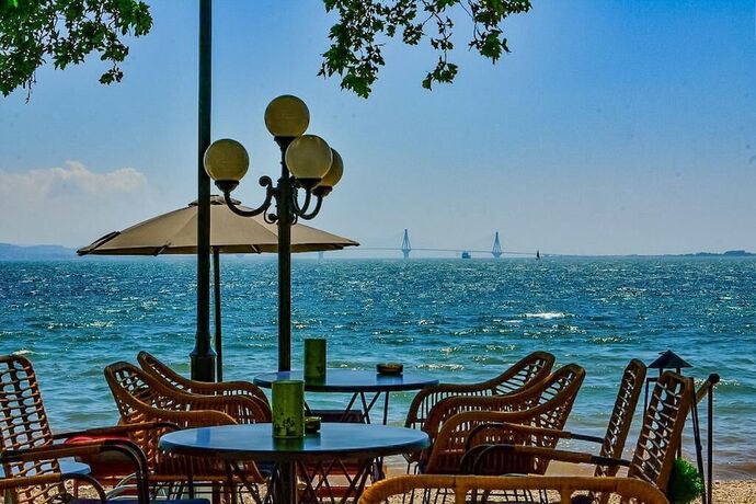 Imagen del bar/restaurante del Hotel Lepanto Beach. Foto 16