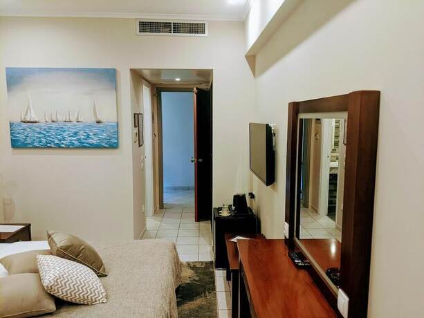 Imagen de la habitación del Hotel Lepanto Beach. Foto 20