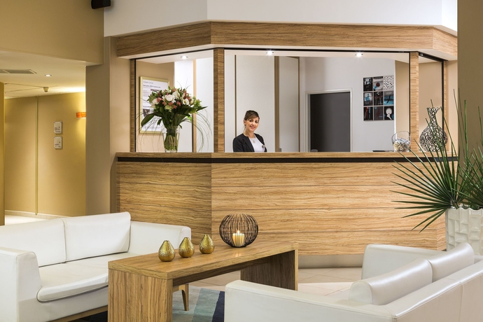 Imagen de los interiores del Hotel Lepoussin. Foto 10