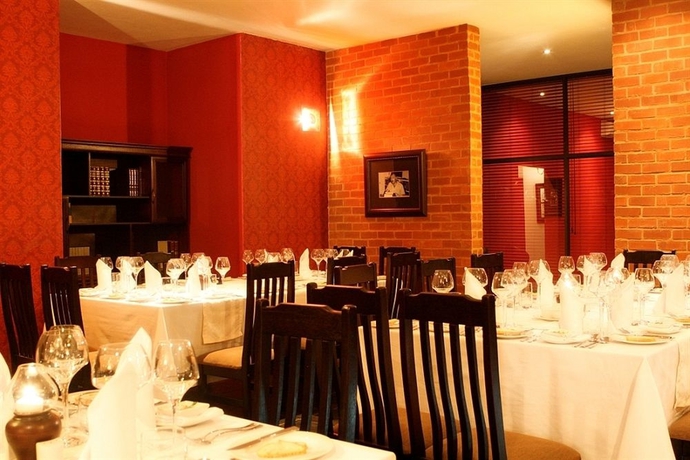 Imagen del bar/restaurante del Hotel Leriba. Foto 3