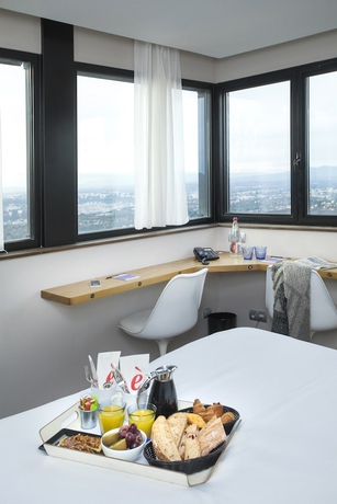 Imagen de la habitación del Hotel L'ermitage Cuisine-à-manger. Foto 11