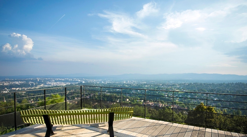Imagen de la habitación del Hotel L'ermitage Cuisine-à-manger. Foto 14