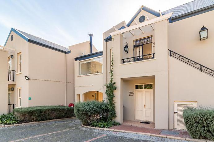 Imagen de la habitación del Hotel L'ermitage Franschhoek Chateau and Villas. Foto 22