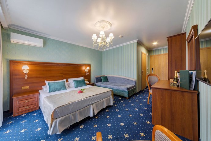 Imagen de la habitación del Hotel Lermont. Foto 17