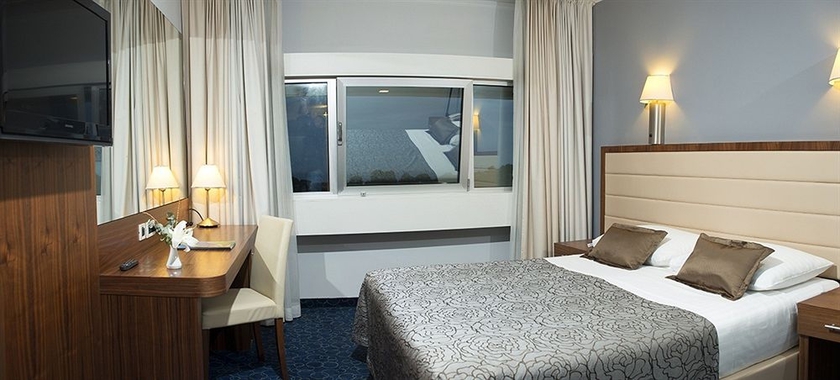 Imagen de la habitación del Hotel Lero. Foto 5