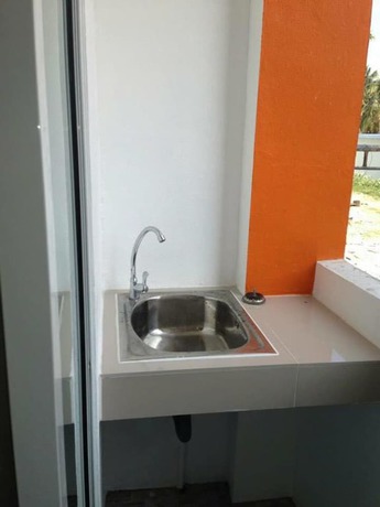 Imagen de la habitación del Hotel Lert Sri. Foto 7