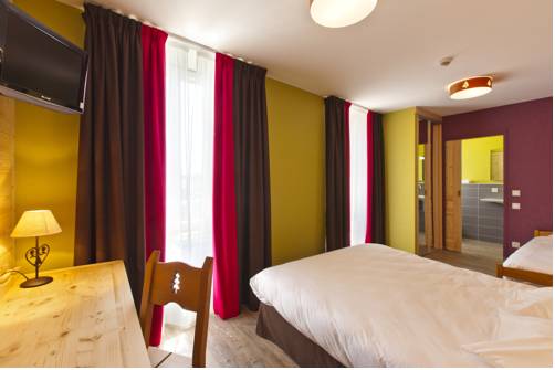 Imagen de la habitación del Hotel Les 2 Lacs. Foto 10