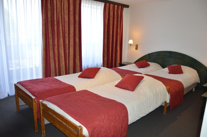 Imagen de la habitación del Hotel Les 3 Clés. Foto 11