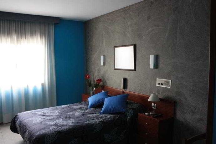 Imagen de la habitación del Hotel Les 7 Claus. Foto 4