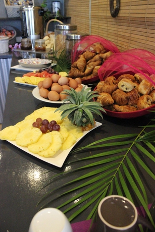 Imagen del bar/restaurante del Hotel Les Aigrettes. Foto 6