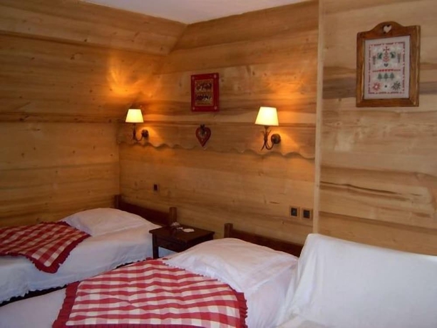 Imagen de la habitación del Hotel Les Airelles. Foto 2