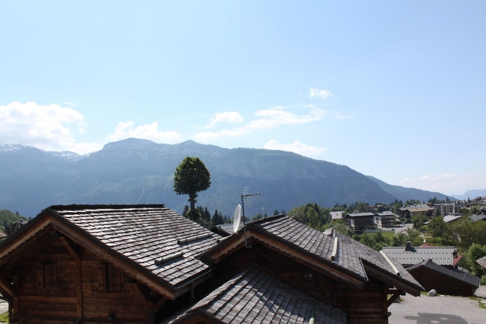 Imagen de la habitación del Hotel Les Airelles. Foto 17