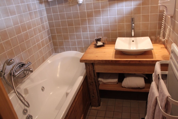 Imagen de la habitación del Hotel Les Airelles. Foto 18