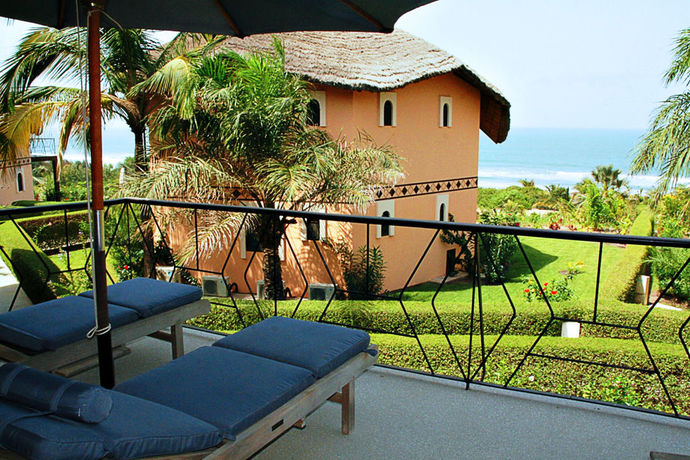 Imagen de los exteriores del Hotel Les Alizes Beach Resort. Foto 16