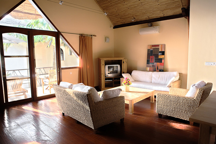 Imagen de la habitación del Hotel Les Alizes Beach Resort. Foto 6