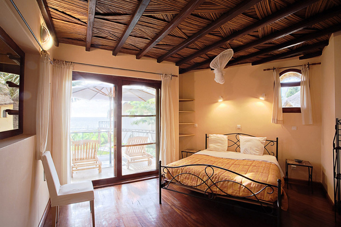 Imagen de la habitación del Hotel Les Alizes Beach Resort. Foto 9