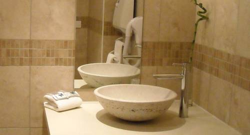 Imagen de la habitación del Hotel Les Alpes. Foto 5