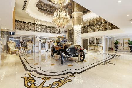 Imagen general del Hotel Les Ambassadeurs Marina. Foto 4