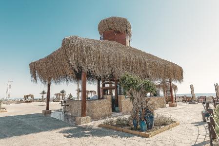 Imagen de los exteriores del Hotel Les Ambassadeurs Marina. Foto 9