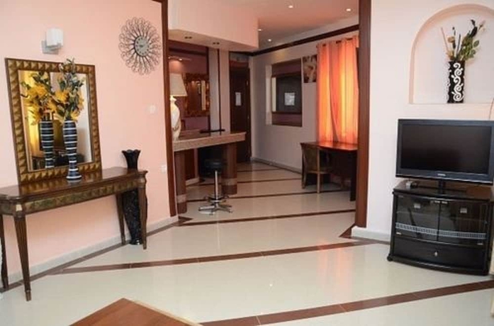 Imagen de la habitación del Hotel Les Ambassadeurs, Or&aacute;n. Foto 10