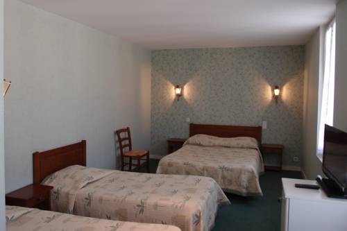 Imagen de la habitación del Hotel Les Ambassadeurs, SOUILLAC. Foto 2