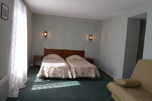 Imagen de la habitación del Hotel Les Ambassadeurs, SOUILLAC. Foto 3