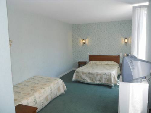 Imagen de la habitación del Hotel Les Ambassadeurs, SOUILLAC. Foto 6