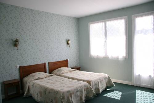 Imagen de la habitación del Hotel Les Ambassadeurs, SOUILLAC. Foto 11