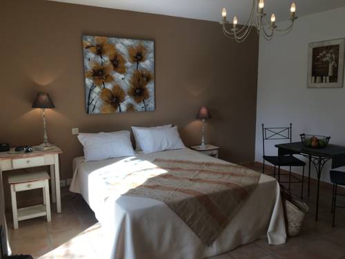 Imagen de la habitación del Hotel Les Ambres. Foto 16